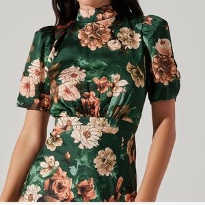 Tie mock neck back maxi dress